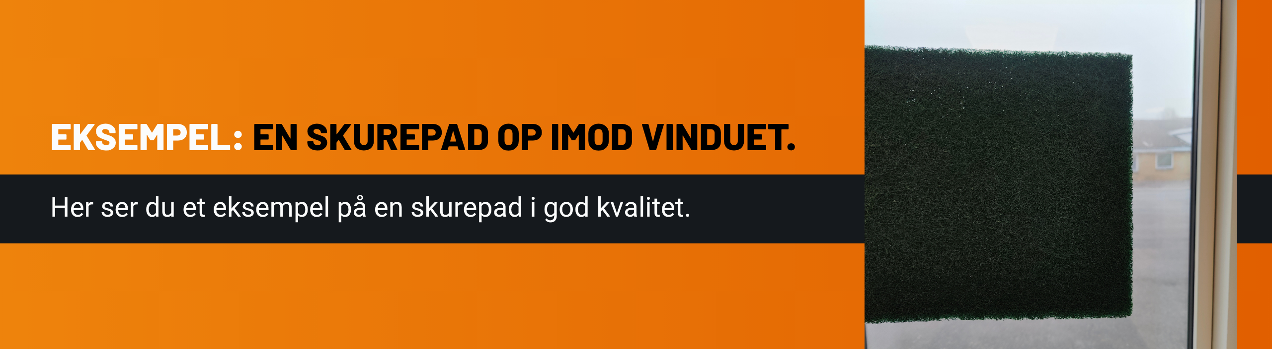 Eksempel på en skurepads holdt op imod lys