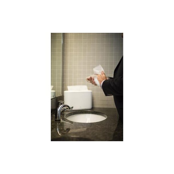 Dispenser H�ndkl�deark Tork Xpress Multifold Bord H2 Hvid