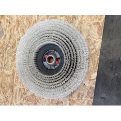 Brugt nylon b�rste - 39 cm/15"