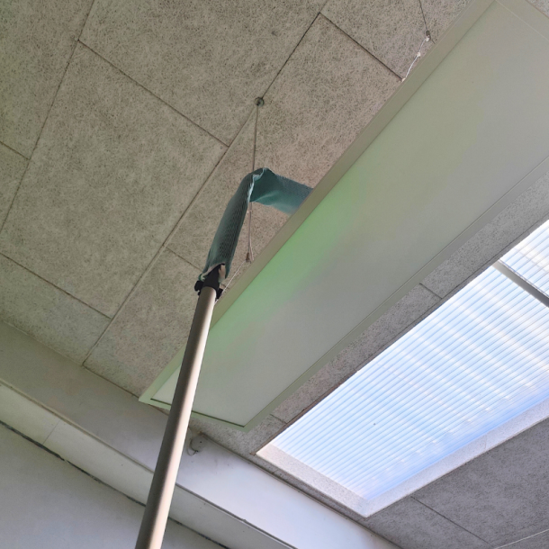 B�jelig afst�ver med teleskopskaft, 100-180 cm