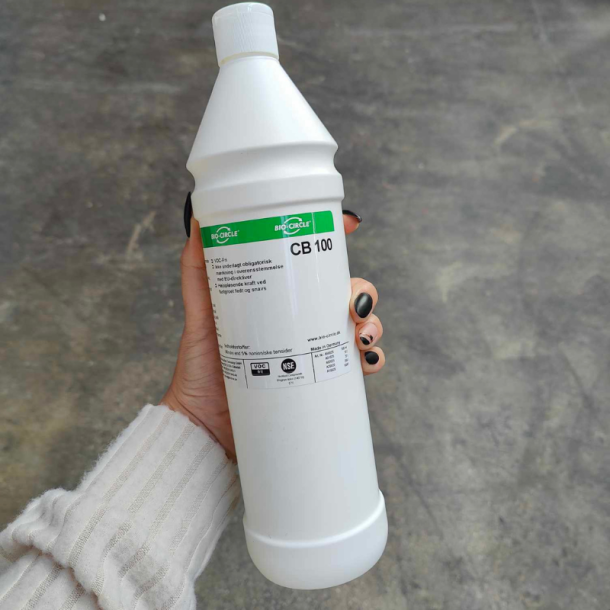 CB 100 affedtningsmiddel � biologisk nedbrydelig grundrens (1 liter)