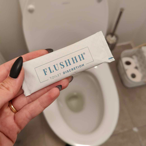 Flushhh - Toilet discretion